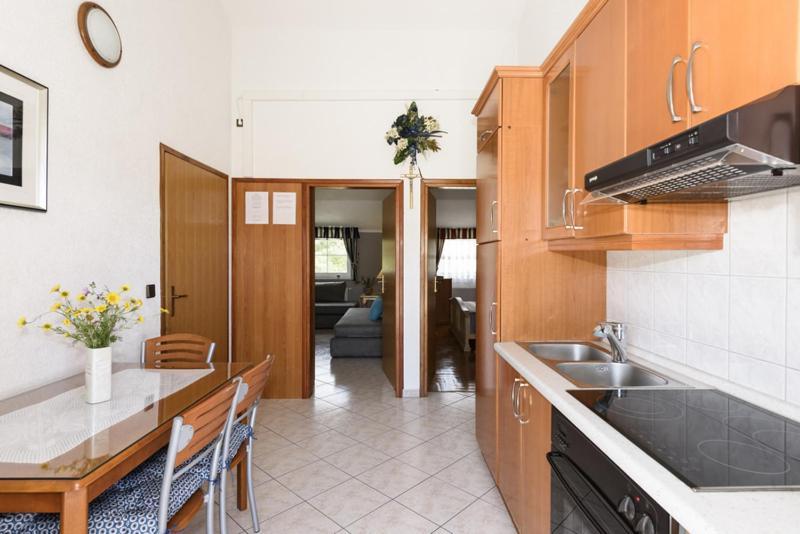 Apartments Luka - Trogir, Marina 150M From The Beach Luaran gambar