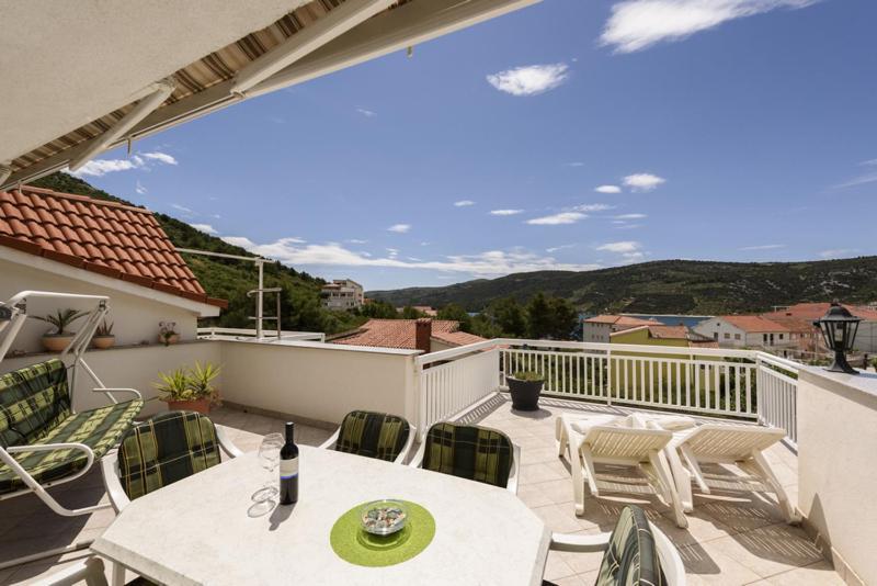 Apartments Luka - Trogir, Marina 150M From The Beach Luaran gambar