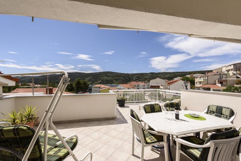 Apartments Luka - Trogir, Marina 150M From The Beach Luaran gambar