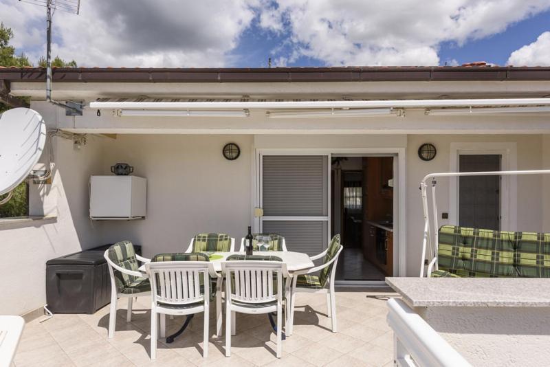 Apartments Luka - Trogir, Marina 150M From The Beach Luaran gambar